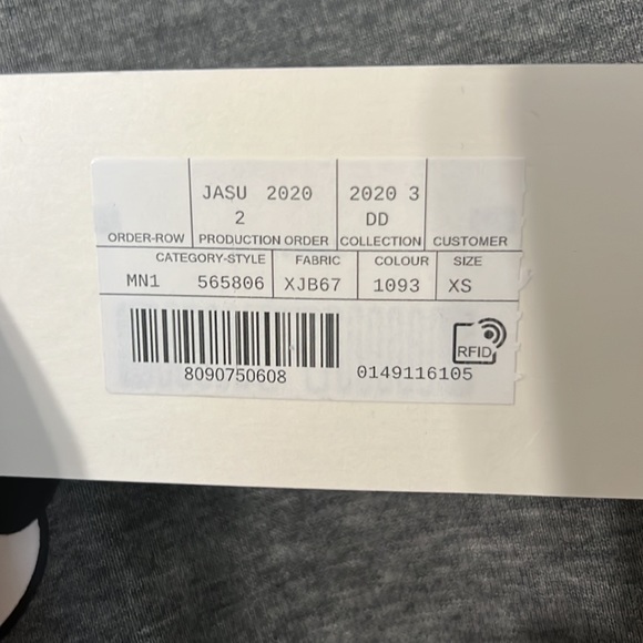 Gucci x Disney shirt with Mickey Mouse on the front. - Picture 5 of 5